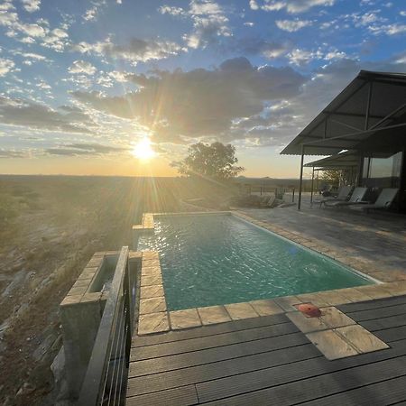 Aloegrove Safari Lodge Очиваронго Екстериор снимка