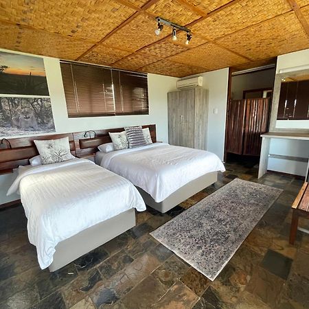 Aloegrove Safari Lodge Очиваронго Екстериор снимка