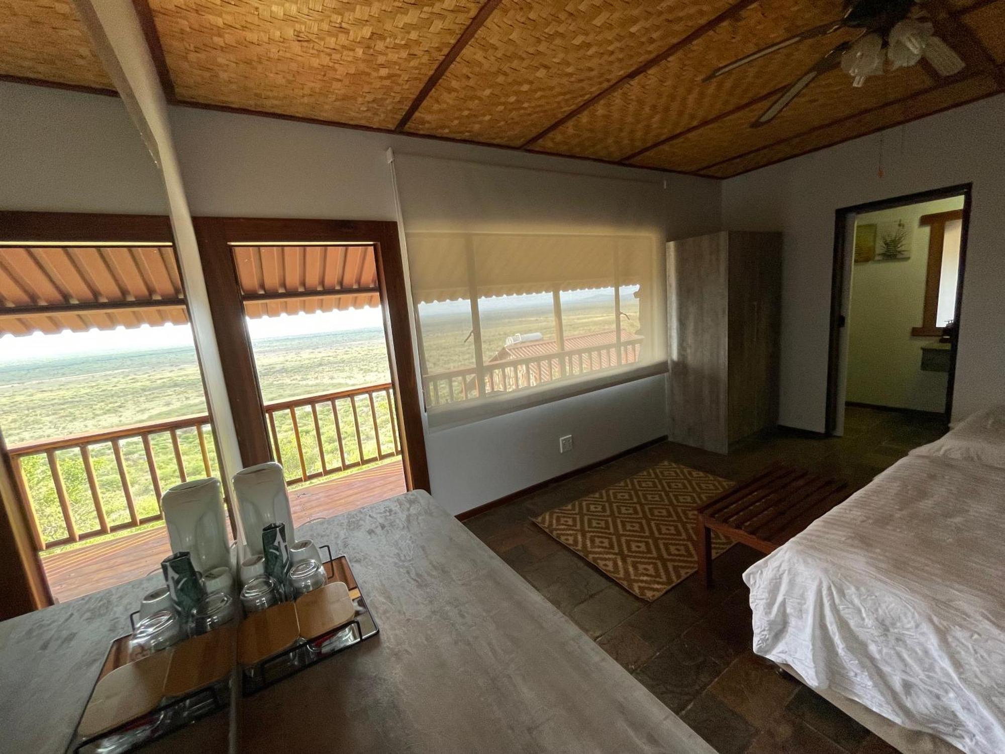 Aloegrove Safari Lodge Очиваронго Екстериор снимка